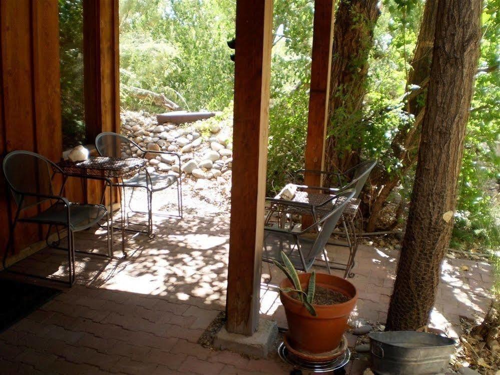 Silver River Adobe Inn Bed And Breakfast Farmington Facilities photo